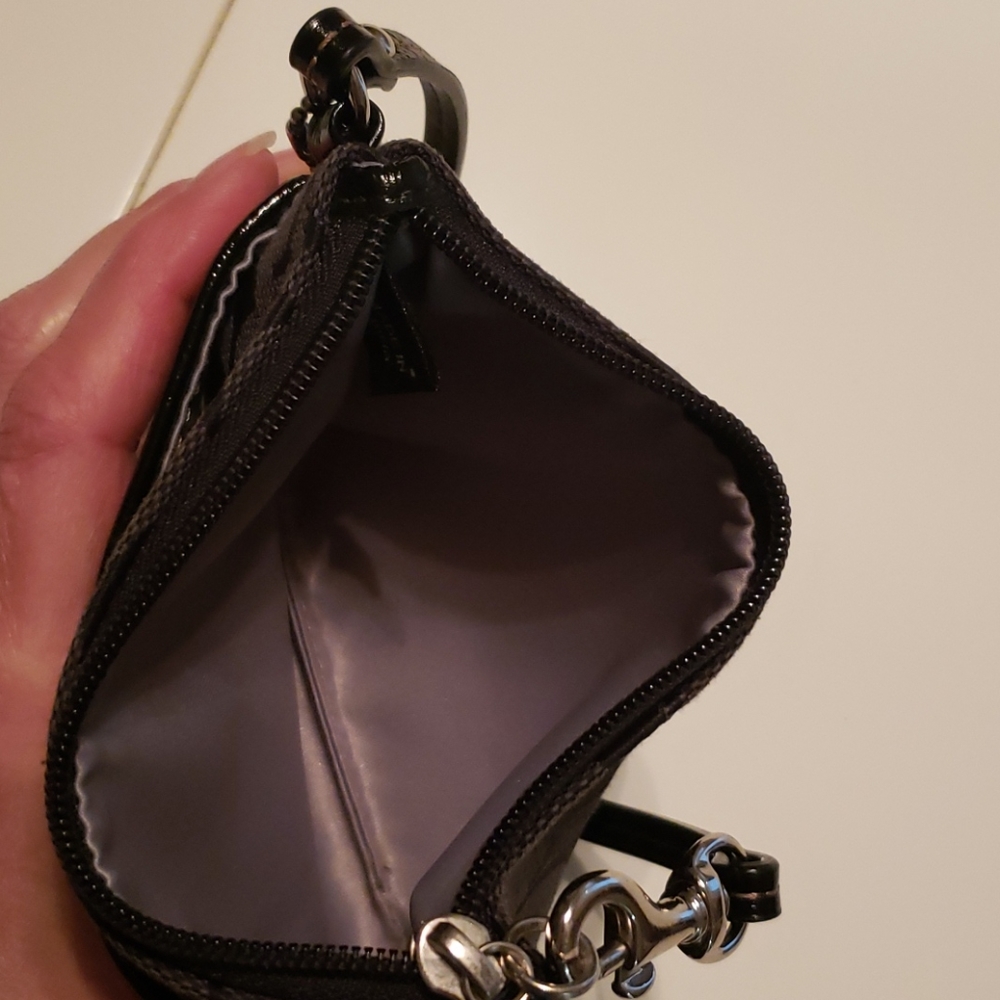 Coach Wristlet - Picture 4 of 4